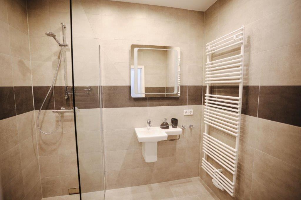 Second Home Hotel Мерзебурґ Екстер'єр фото